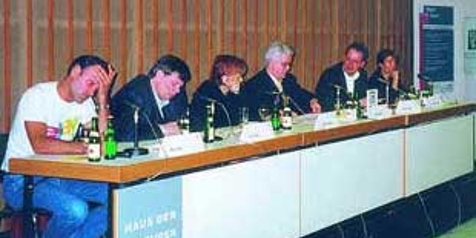 Max Finger, Axel Zerdick†, Jennifer Neumann, Moderator: Alfred Eichhorn, Prof. Willem Velthoven, Eva Emenlauer-Blömers (v. l.)