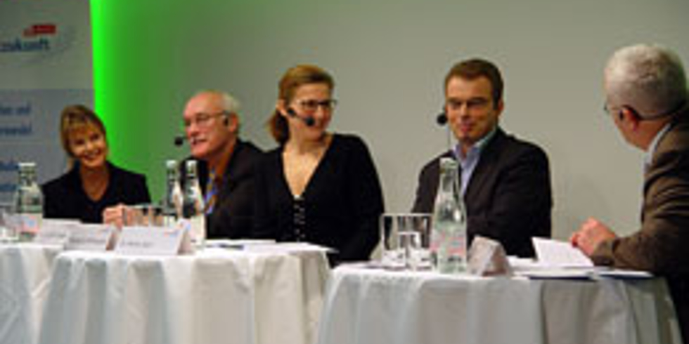 Eva Emenlauer-Blömers, Dirk Böndel, Rosemarie Wirthmüller, Heinz Buri, Moderator Alfred Eichhorn (v.l.)