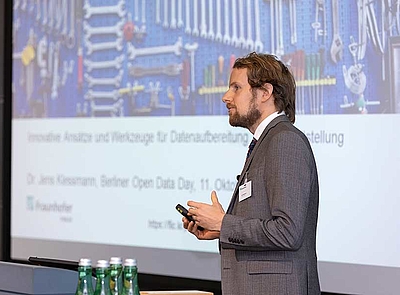 Dr. Jens Klessmann zum Thema "Innovative Ansätze und Werkzeuge für Datenaufbereitung und -bereitstellung"